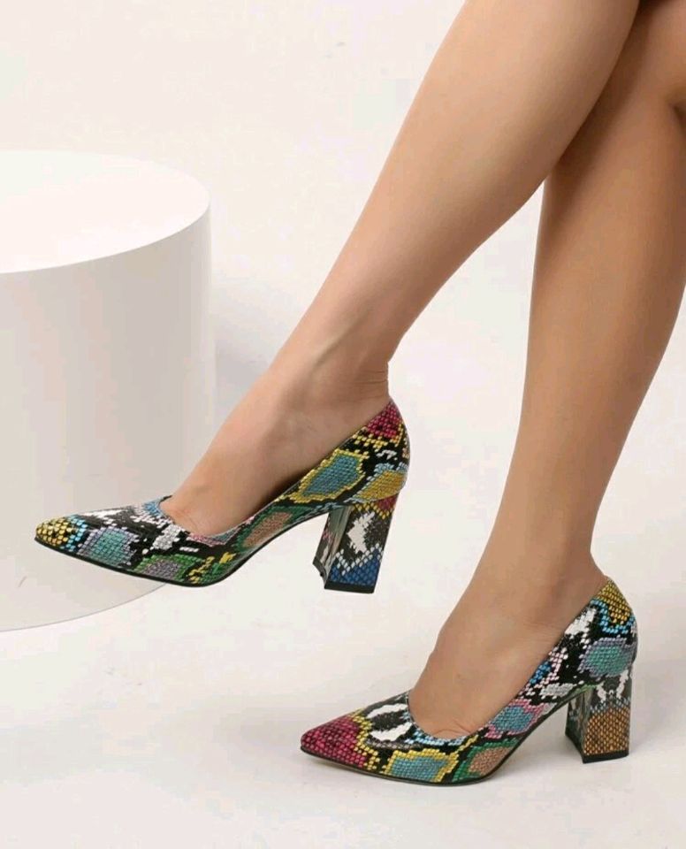 Women Closed Shoes - Bob Adams Omec Online Smart Shop